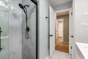 9539 Lorel Ave, Skokie, IL 60077 - Photo 17