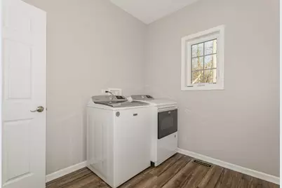 2114 Kingtree Drive, Morris, IL 60450 - Photo 17