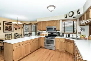 1489 Polo Ct, Bartlett, IL 60103 - Photo 5