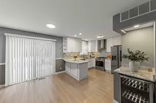 903 Old Oak Cir, Algonquin, IL 60102 - Photo 7