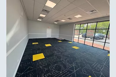 7929 W Cermak Road #I, North Riverside, IL 60546 - Photo 5