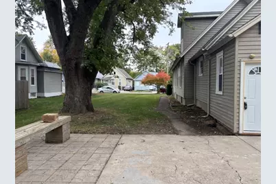 456 Franklin Boulevard, Elgin, IL 60120 - Photo 3