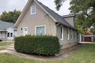 456 Franklin Blvd, Elgin, IL 60120 - Photo 1