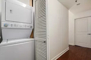 1400 S Michigan Ave, Chicago, IL 60605 - Photo 17