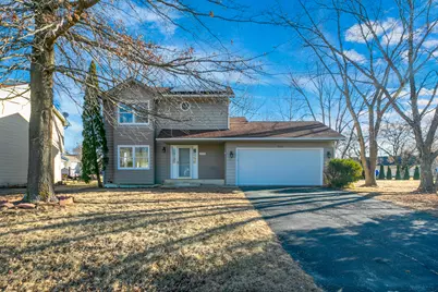 508 Pembroke Road SW, Poplar Grove, IL 61065 - Photo 1