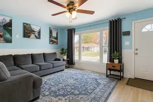 420 Berkshire Ave, Romeoville, IL 60446 - Photo 3