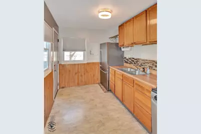 1071 E Broadway Street, Bradley, IL 60915 - Photo 9