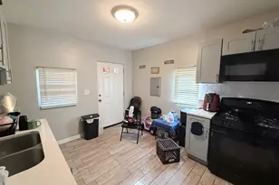 12025 S Bishop St, Chicago, IL 60643 - Photo 9