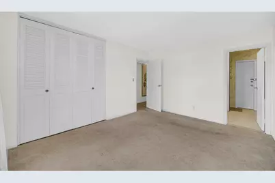 521 Coventry Lane #12, Crystal Lake, IL 60014 - Photo 9