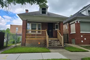 7554 S St Lawrence Ave, Chicago, IL 60619 - Photo 1