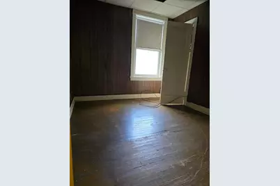 7554 S Saint Lawrence Avenue, Chicago, IL 60619 - Photo 9