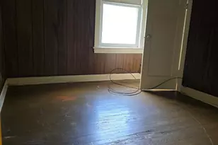 7554 S St Lawrence Ave, Chicago, IL 60619 - Photo 9