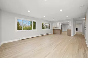 7925 William Dr, Willowbrook, IL 60527 - Photo 7