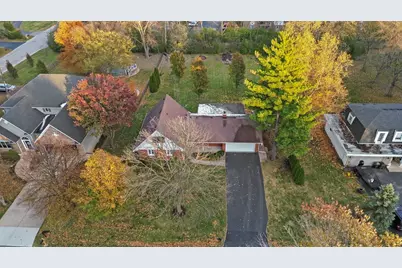 7925 William Drive, Willowbrook, IL 60527 - Photo 21