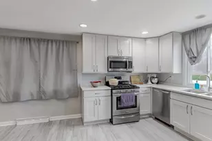 86 Broadway Ave, Chicago Heights, IL 60411 - Photo 3