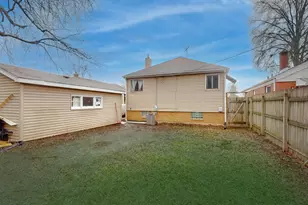 86 Broadway Ave, Chicago Heights, IL 60411 - Photo 13