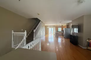 183 N East River Rd, Des Plaines, IL 60016 - Photo 11