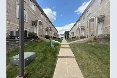 183 N East River Road #C1, Des Plaines, IL 60016 - Photo 19