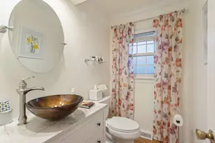 2407 N Hickory Ln, Arlington Heights, IL 60004 - Photo 9