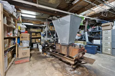 195 N Main Street, Burlington, IL 60109 - Photo 17