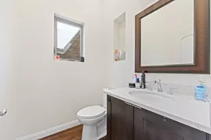3452 N Newcastle Ave, Chicago, IL 60634 - Photo 9
