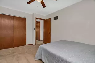 24055 S Lakeview Dr, Minooka, IL 60447 - Photo 15