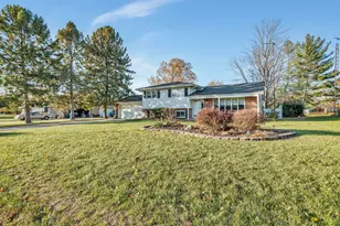 24055 S Lakeview Dr, Minooka, IL 60447 - Photo 3