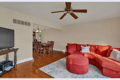 24055 S Lakeview Drive, Minooka, IL 60447 - Photo 7