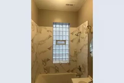 6506 S Saint Lawrence Avenue, Chicago, IL 60637 - Photo 7