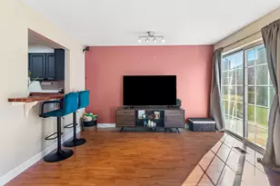 737 W Happfield Dr, Arlington Heights, IL 60004 - Photo 13