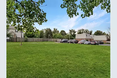 [Address not provided], Saint Charles, IL 60174 - Photo 5