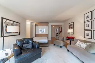 1340 N Dearborn St, Chicago, IL 60610 - Photo 25