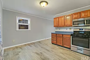 2217 20th St, Zion, IL 60099 - Photo 7