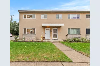 7249 N Campbell Avenue #B, Chicago, IL 60645 - Photo 1