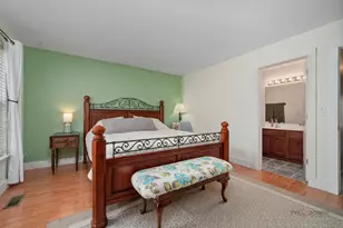 908 S Arlington Dr, Round Lake, IL 60073 - Photo 13