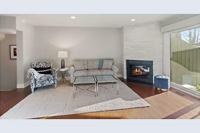 [Address not provided], Lake Barrington, IL 60010 - Photo 5