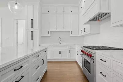 195 N Addison Avenue #PH03, Elmhurst, IL 60126 - Photo 3