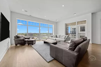 195 N Addison Avenue #PH03, Elmhurst, IL 60126 - Photo 7