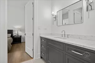 195 N Addison Ave, Elmhurst, IL 60126 - Photo 15