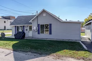 428 E Chapel St, Rockton, IL 61072 - Photo 5