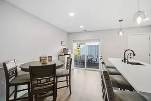 1288 N Whitewater Ln, Palatine, IL 60074 - Photo 7