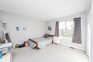 39128 N Ogden Ln, Beach Park, IL 60083 - Photo 13