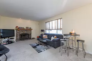 39128 N Ogden Ln, Beach Park, IL 60083 - Photo 9