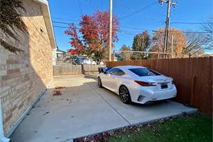 6408 W Raven St, Chicago, IL 60631 - Photo 21