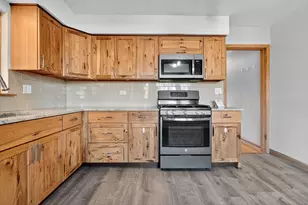 6408 W Raven St, Chicago, IL 60631 - Photo 11