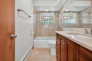 6408 W Raven St, Chicago, IL 60631 - Photo 15