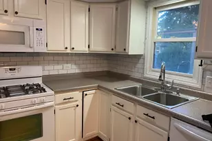 10 Briar Ln, Geneva, IL 60134 - Photo 7