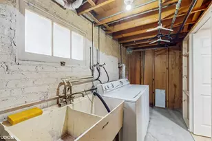 2701 S Hillock Ave, Chicago, IL 60608 - Photo 27