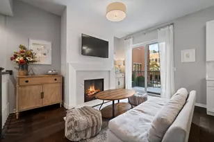 232 E 18th St, Chicago, IL 60616 - Photo 13