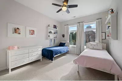 232 E 18th Street, Chicago, IL 60616 - Photo 21